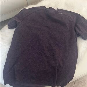 Lululemon Athletica mens size large pullover short sleeve top